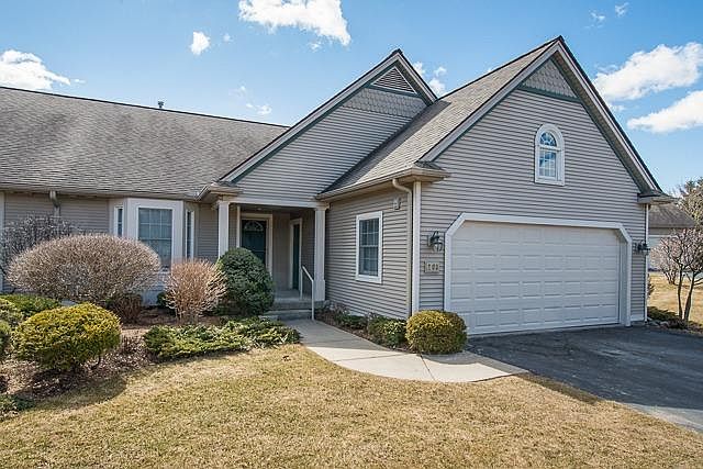 1st image of 203 Pierce Lake Dr