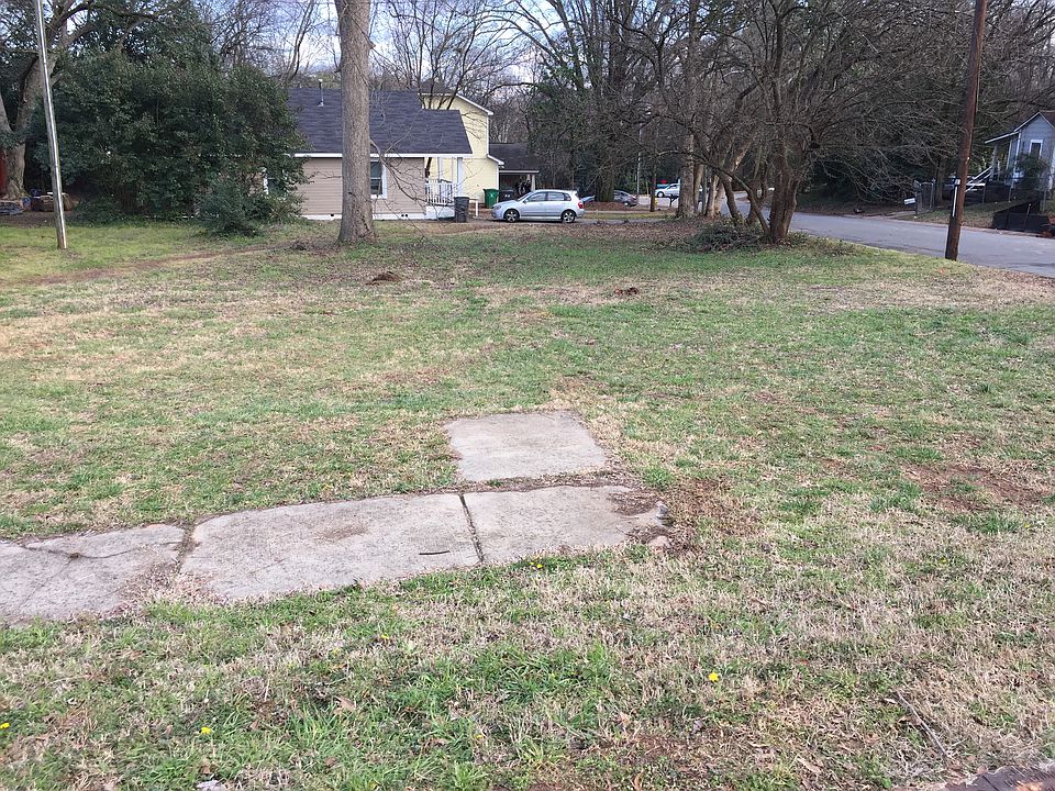 2nd image of 1300 Fairmont St