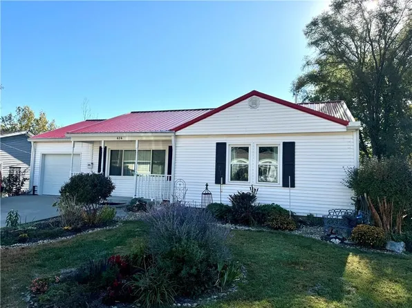 626 Summer St, Weston, MO 64098