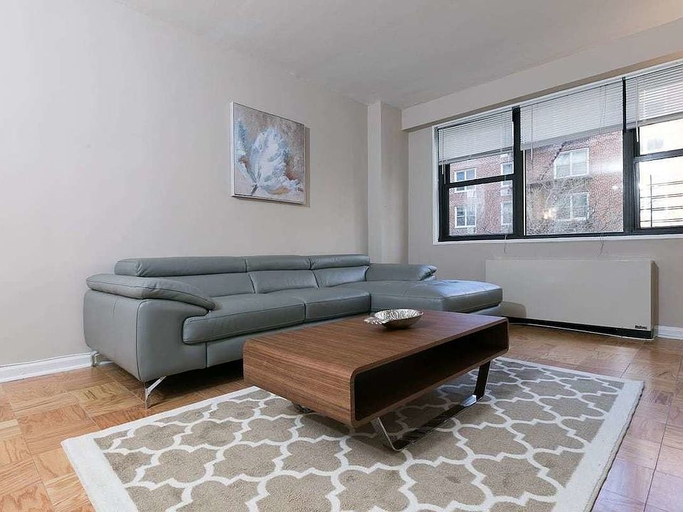2nd image of 51 E 94th St #4