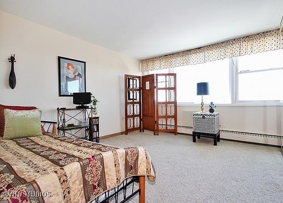 5th image of 5975 N Odell Ave Unit 6A
