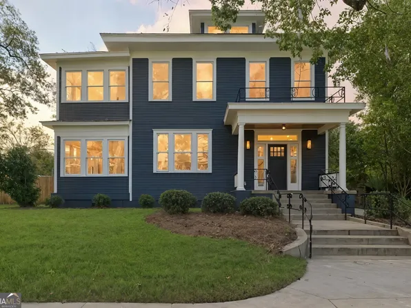 111 E 49th St, Savannah, GA 31405