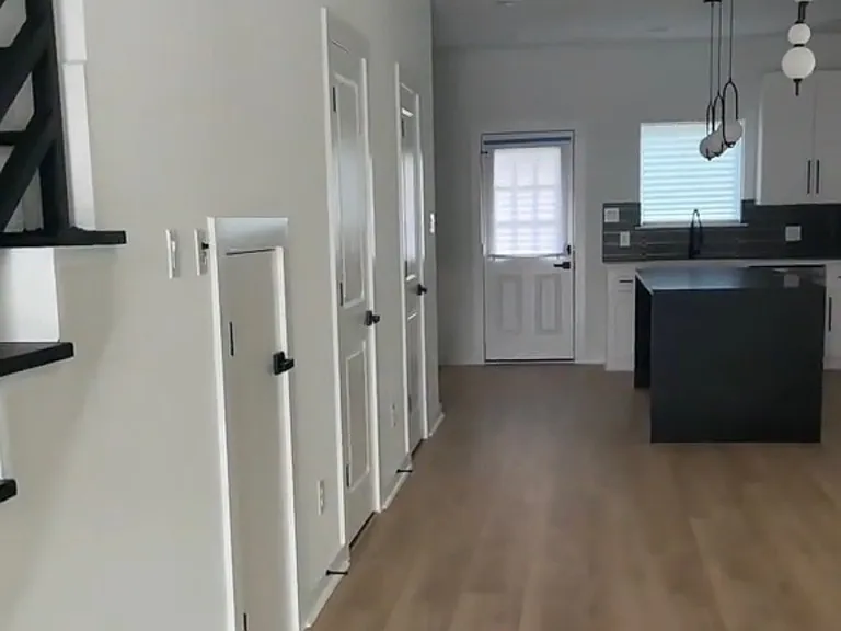 4916 Tronewood St — Photo 5