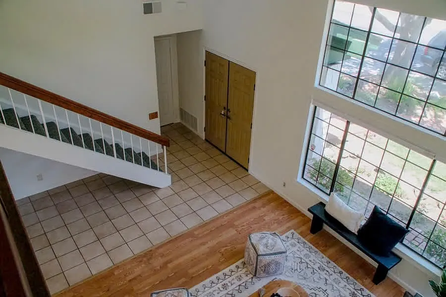 4 bed, 2.5 bath, 2141 sqft, $5,495 — Photo 3