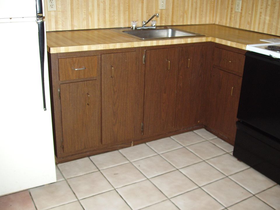 1st image of 4711 W 66th Ter