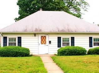 5 Sturgis Rd, Edison, NJ 08817