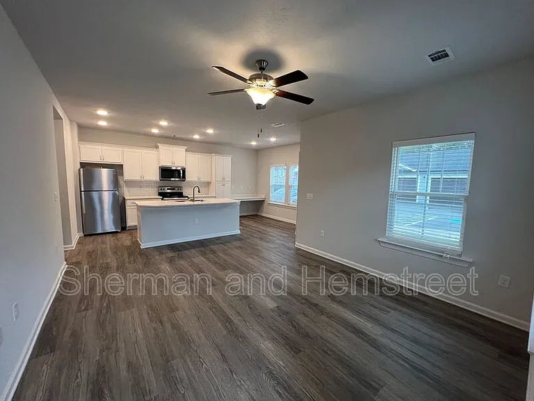 5053 Mimosa Dr #5053 MIMOSA DR — Photo 2