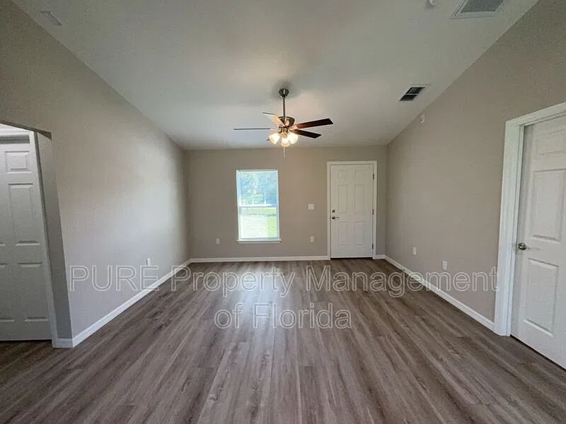 3 bed, 2.0 bath, 1125 sqft, $1,499 — Photo 4