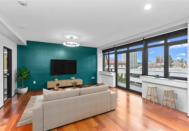 1551 4th Ave #601 — Photo 9