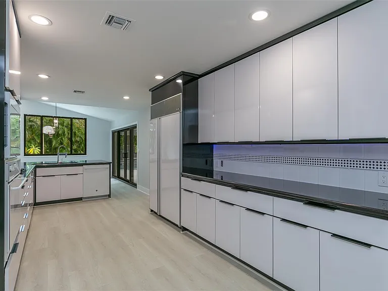 13401 SW 83rd Ave — Photo 9