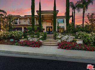 24915 Palmilla Dr, Calabasas, CA 91302