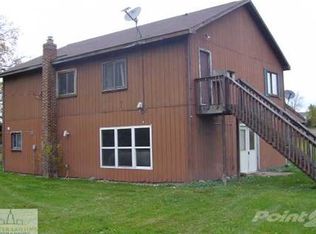 5877 Hunters Ln, Eaton Rapids, MI 48827