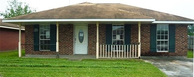 1st image of 702 Belle Pointe Blvd