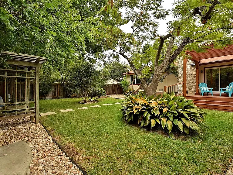 2123 Elysian Flds — Photo 14