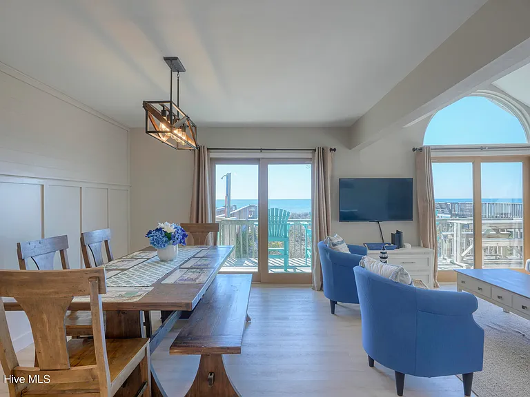 3994 Island Dr — Photo 24