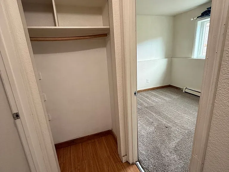 225 N Park St — Photo 14