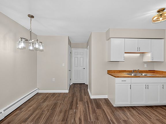 4th image of 1275 Sunset Ave #3