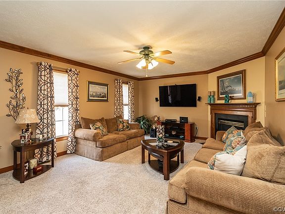 3rd image of 7446 Plum Rose Ct