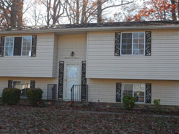 3rd image of 1407 Bull Run Dr