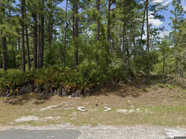 6532 N Foxdale Dr, Citrus Springs, FL 34434