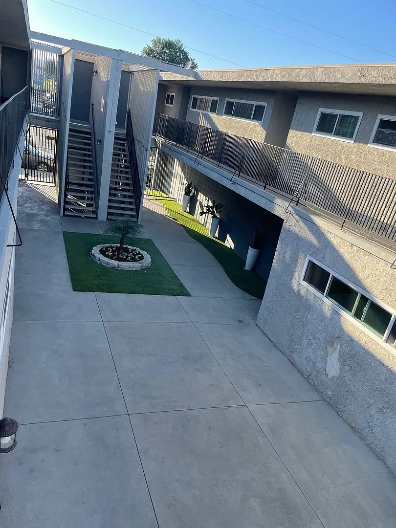 MFE Monterey Road, LLC Walnut Cove Investments, LLC — Photo 3