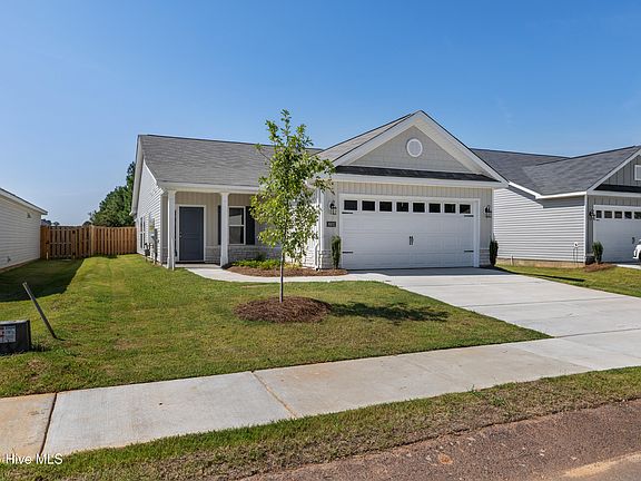 3rd image of 8902 Snelling Drive