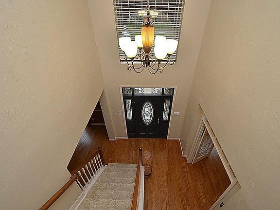 2nd image of 2339 Chappell Ln