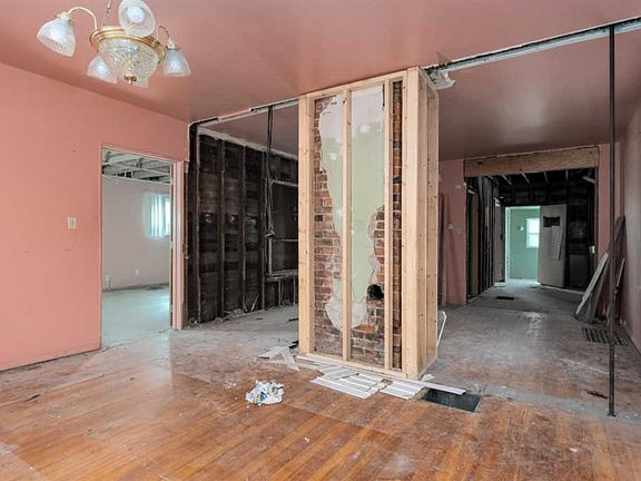 5th image of 3921 Zinsle Ave