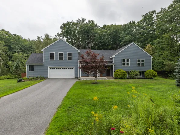 5 Lovers Lane, Topsham, ME 04086