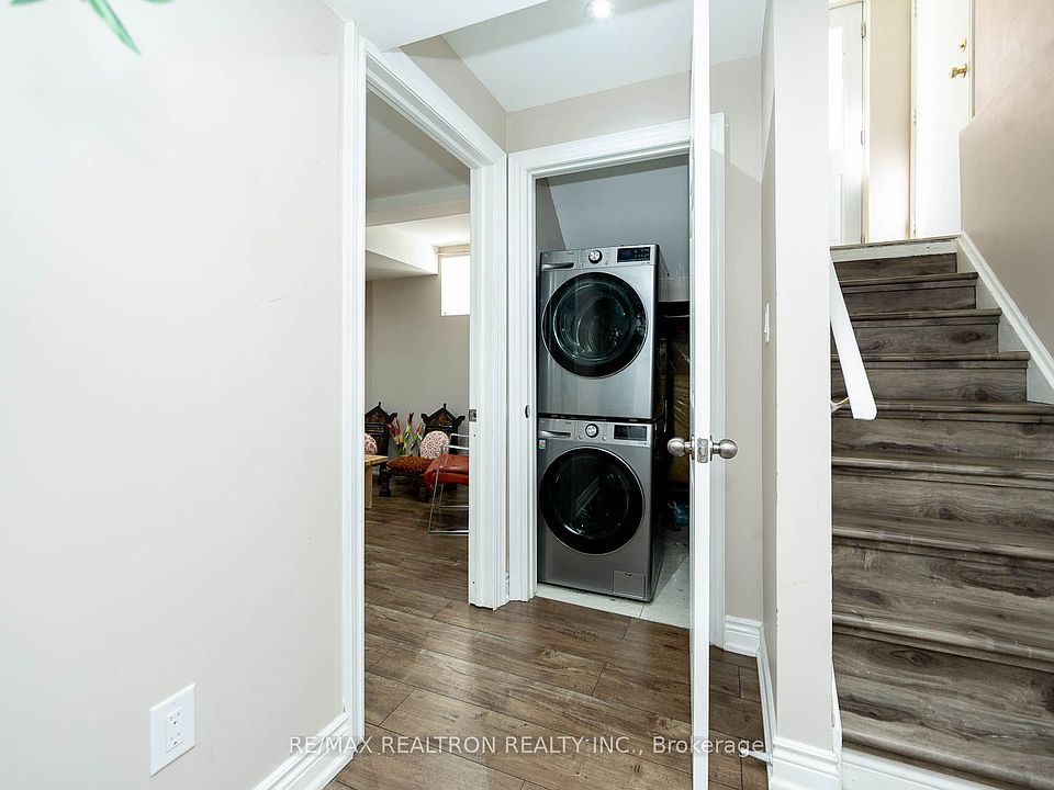 1st image of 3847 Althorpe Cir