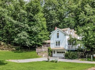 105 English Neighborhood Rd, Woodstock, CT 06281