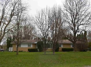 2900 W Skylark Dr, Muncie, IN 47304