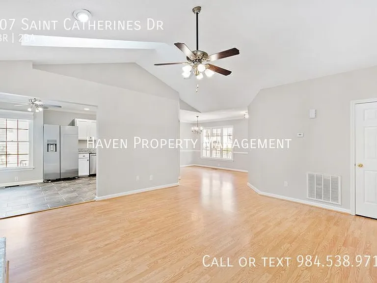 707 Saint Catherines Dr — Photo 6