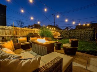 2635 N Avers Ave #2, Chicago, IL 60647