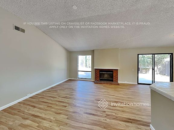 4th image of 8111 Darien Cir