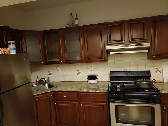4th image of 3758 Barnes Ave APT 1