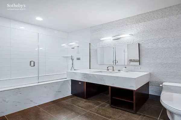 Rented by Sotheby's International Realty | media 17