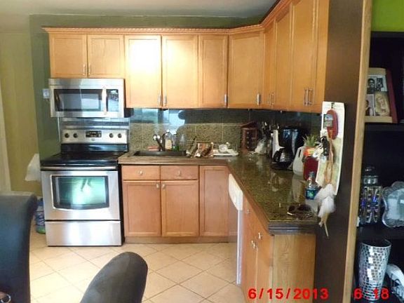 3rd image of 35 Venedia Dr