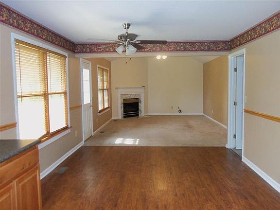 3rd image of 7928 Wakeshire Dr