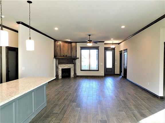3rd image of 9313 SW 44th St