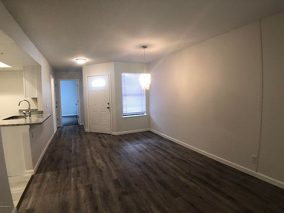 5th image of 8387 Century Point Dr N