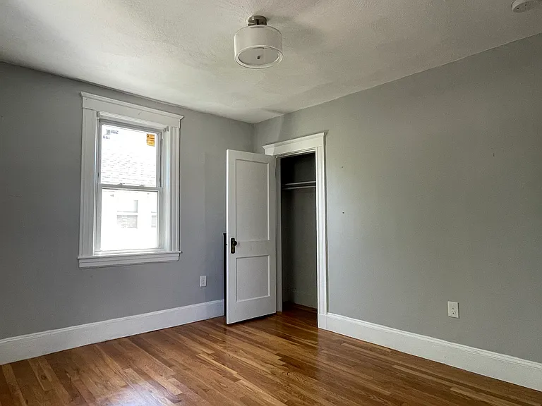 9 Durso Ave #2 — Photo 6