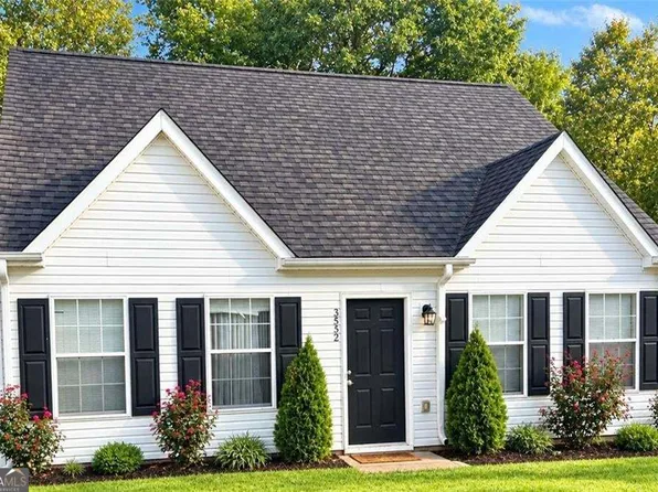 3552 Boulder Cir, Ellenwood, GA 30294