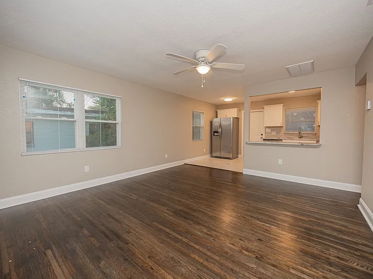 1512 E Fern Rd — Photo 17