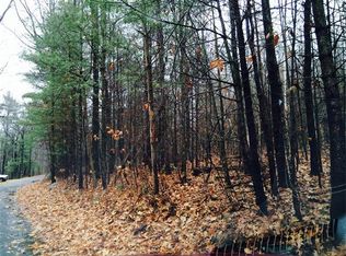 26 Crestwood Rd, Brimfield, MA 01010