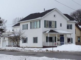 11 W Hosmer St, Marinette, WI 54143