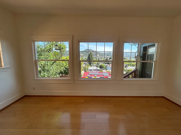 46 Martens Blvd — Photo 18