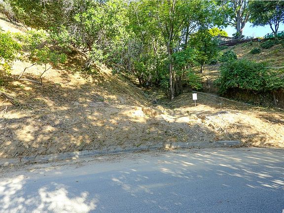 4th image of 3586 Knobhill Dr