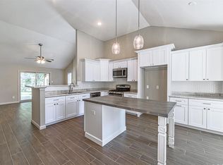 9210 Landry Blvd, Spring, TX 77379