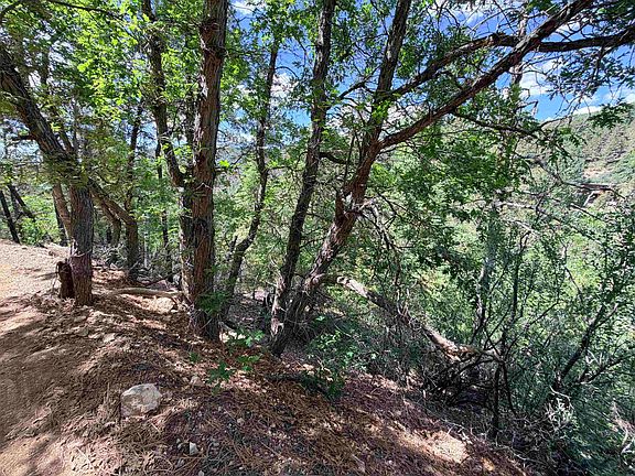 5th image of Henry Summit Dr